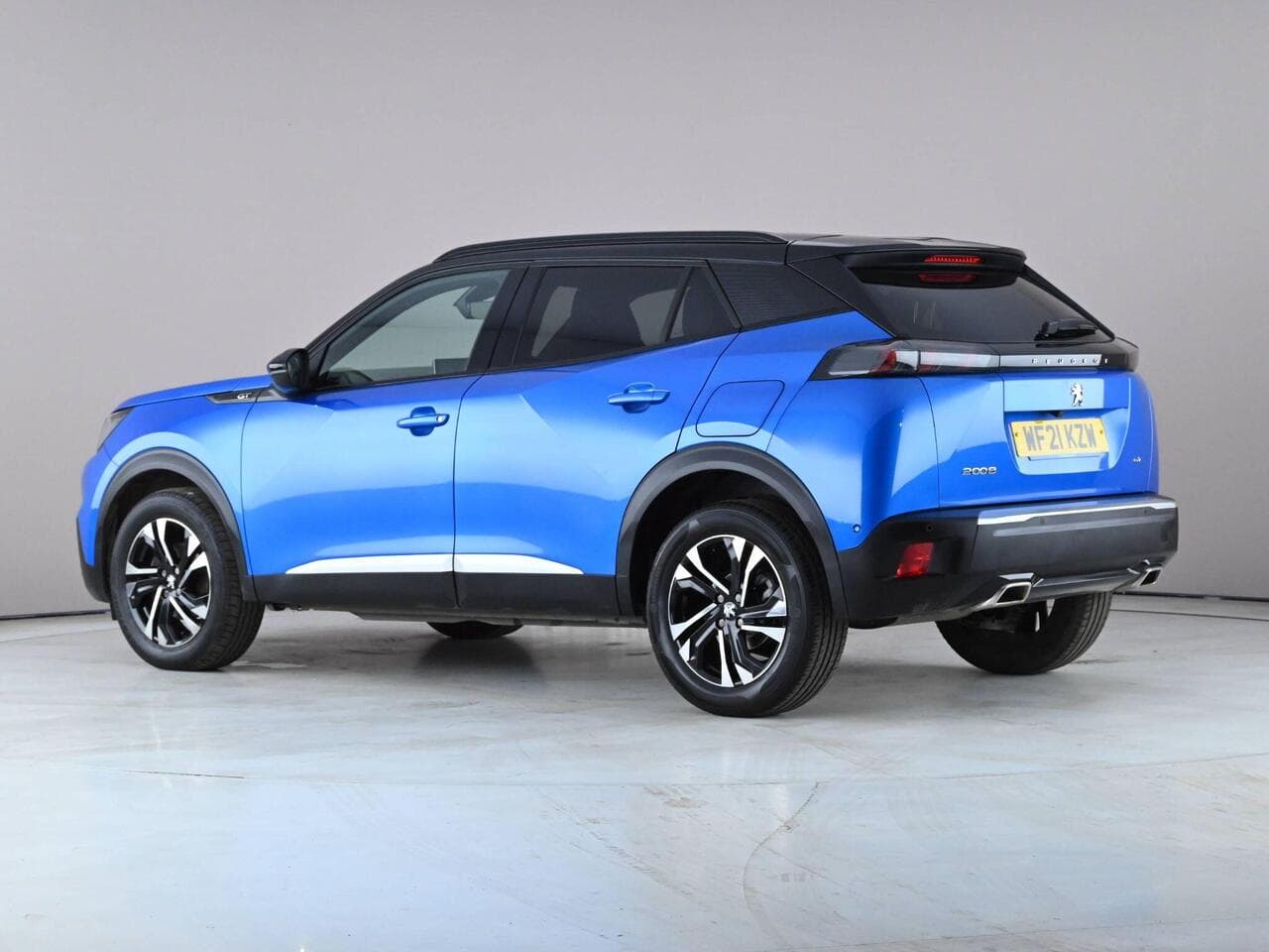 Peugeot 2008 thumbnail Side Left