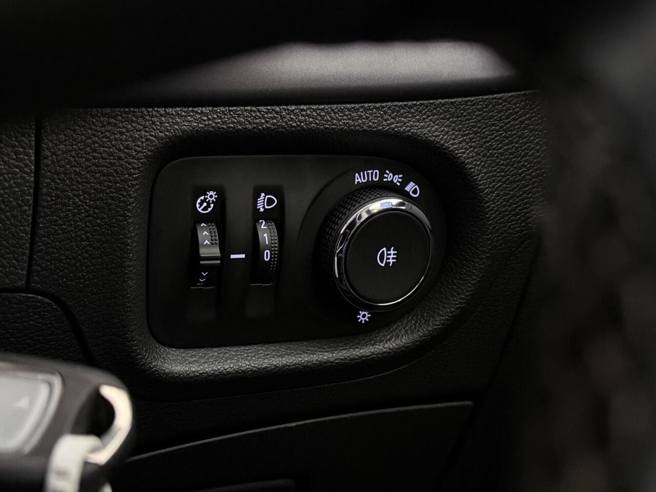 Vauxhall Astra thumbnail Misc Controls