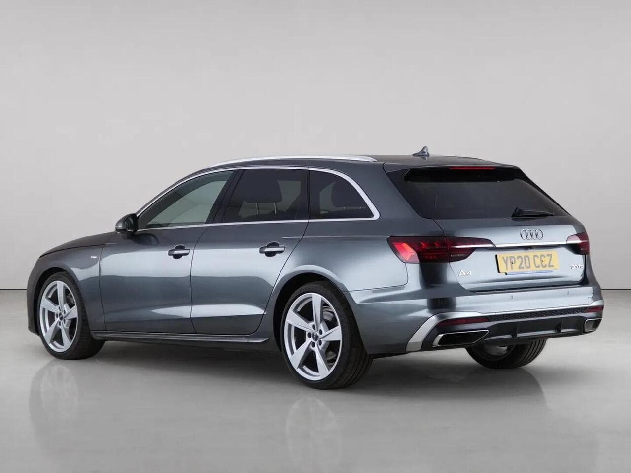 Audi A4 Avant thumbnail Rear Left