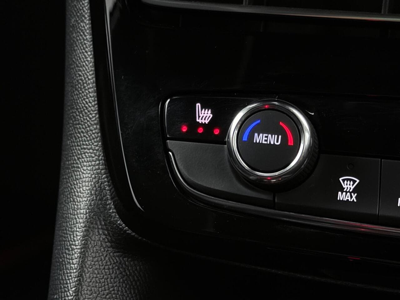 Vauxhall Mokka thumbnail Misc Controls