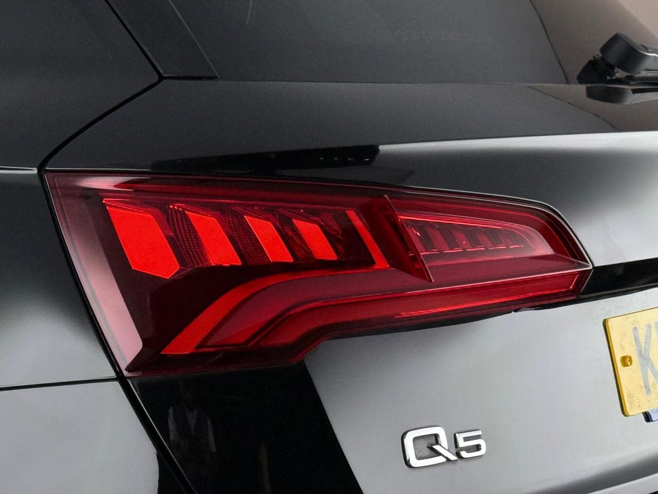 Audi Q5 thumbnail Lights Rear