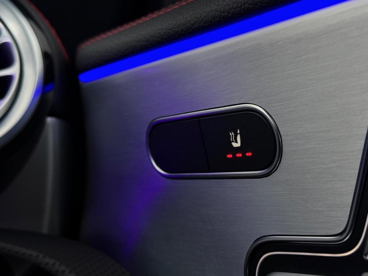 Mercedes-Benz CLA thumbnail Misc Controls
