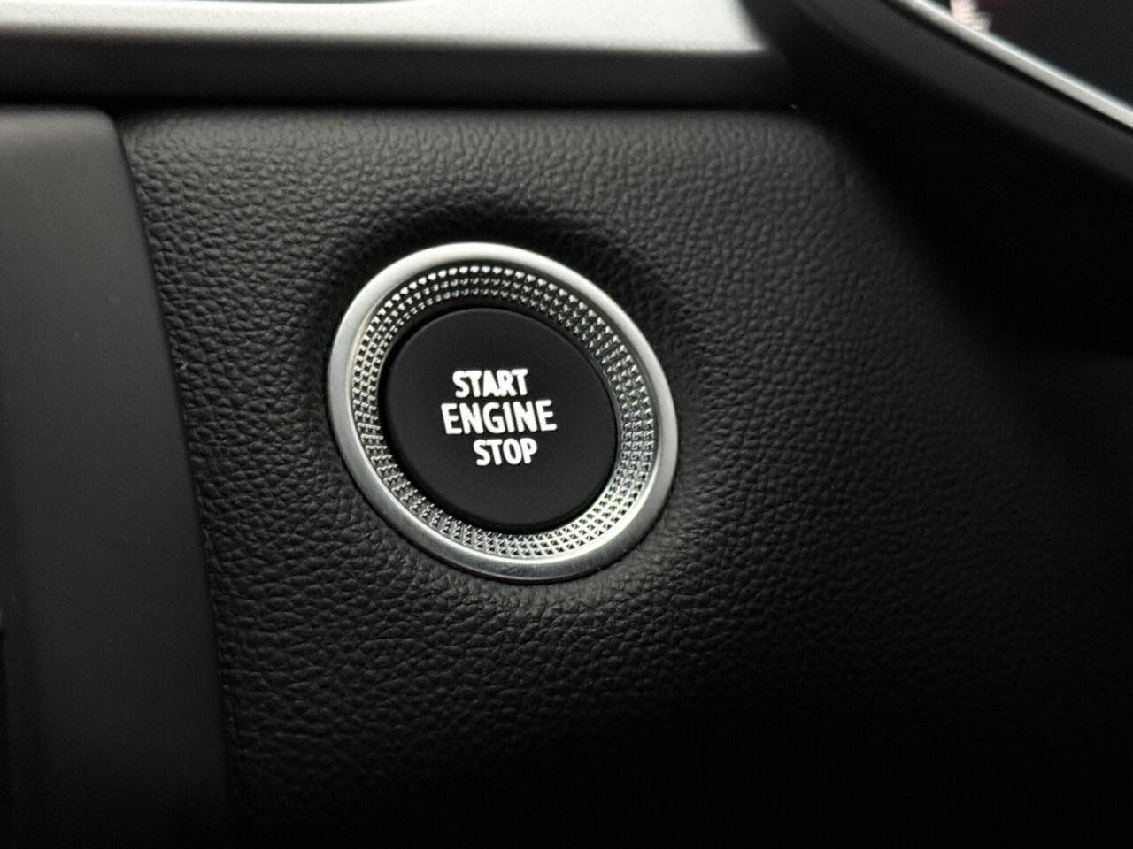 Renault Captur thumbnail Misc Controls