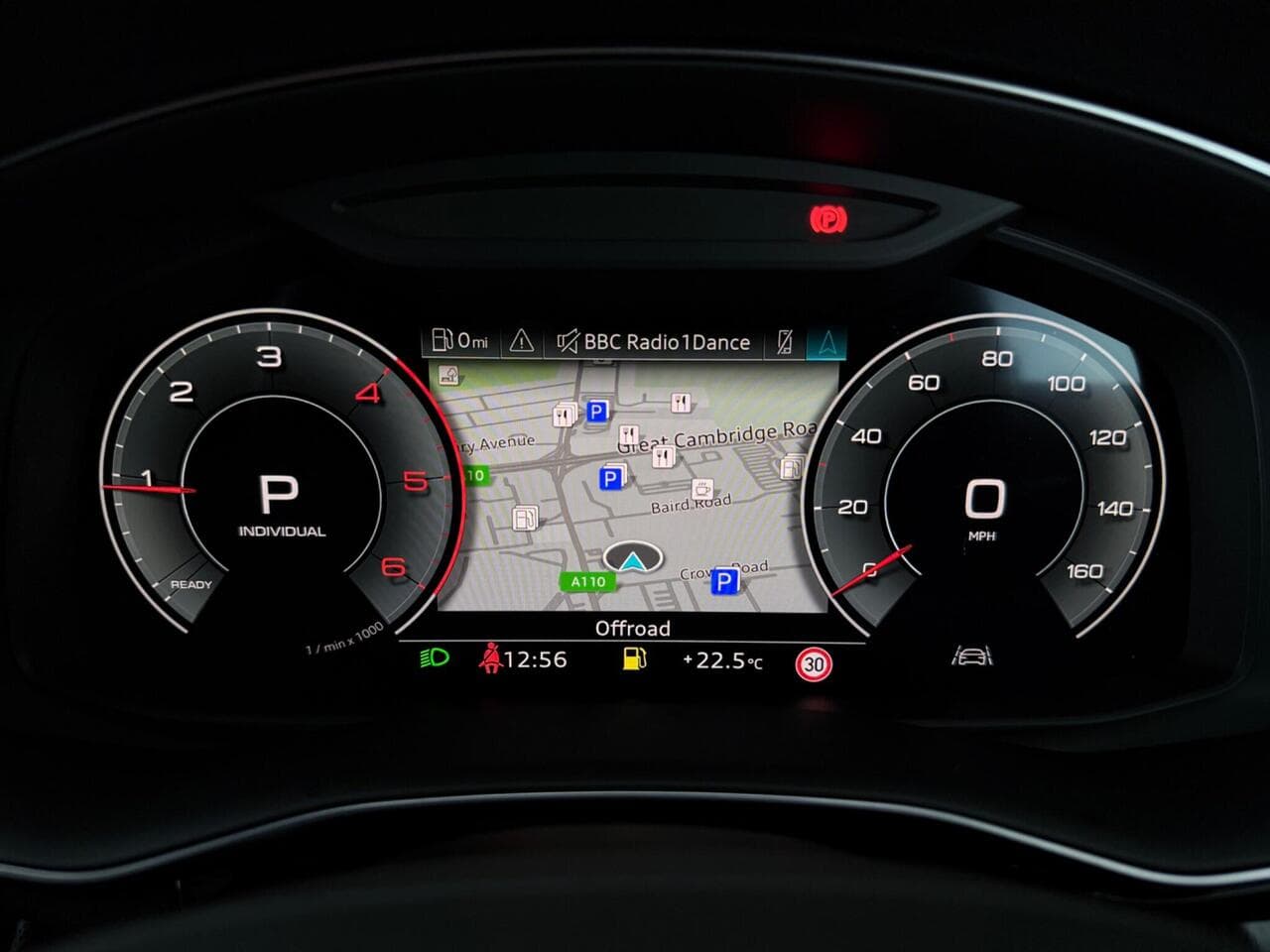 Audi Q7 thumbnail Driver Instruments
