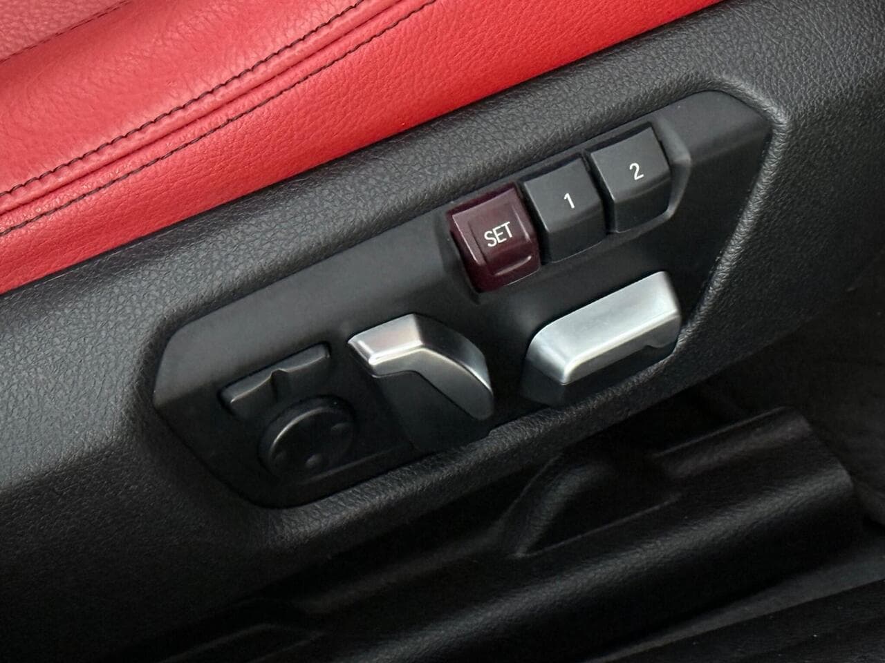BMW 4 Series Gran Coupe thumbnail Misc Controls