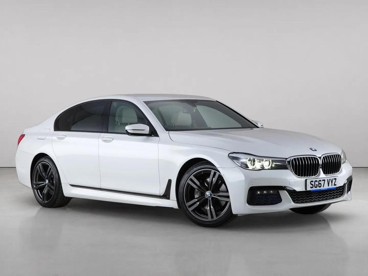 BMW 7 Series - BMW 7 Series 3.0 730d M Sport Auto xDrive Euro 6 (s/s) 4dr