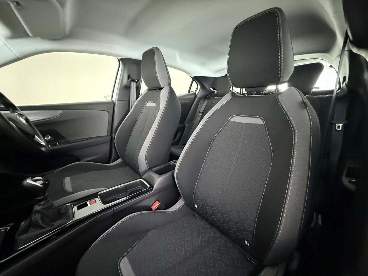 Vauxhall Mokka thumbnail Seat Front Passenger