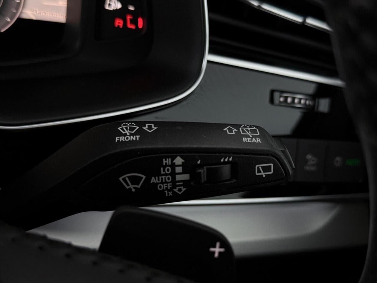 Audi Q7 thumbnail Misc Controls