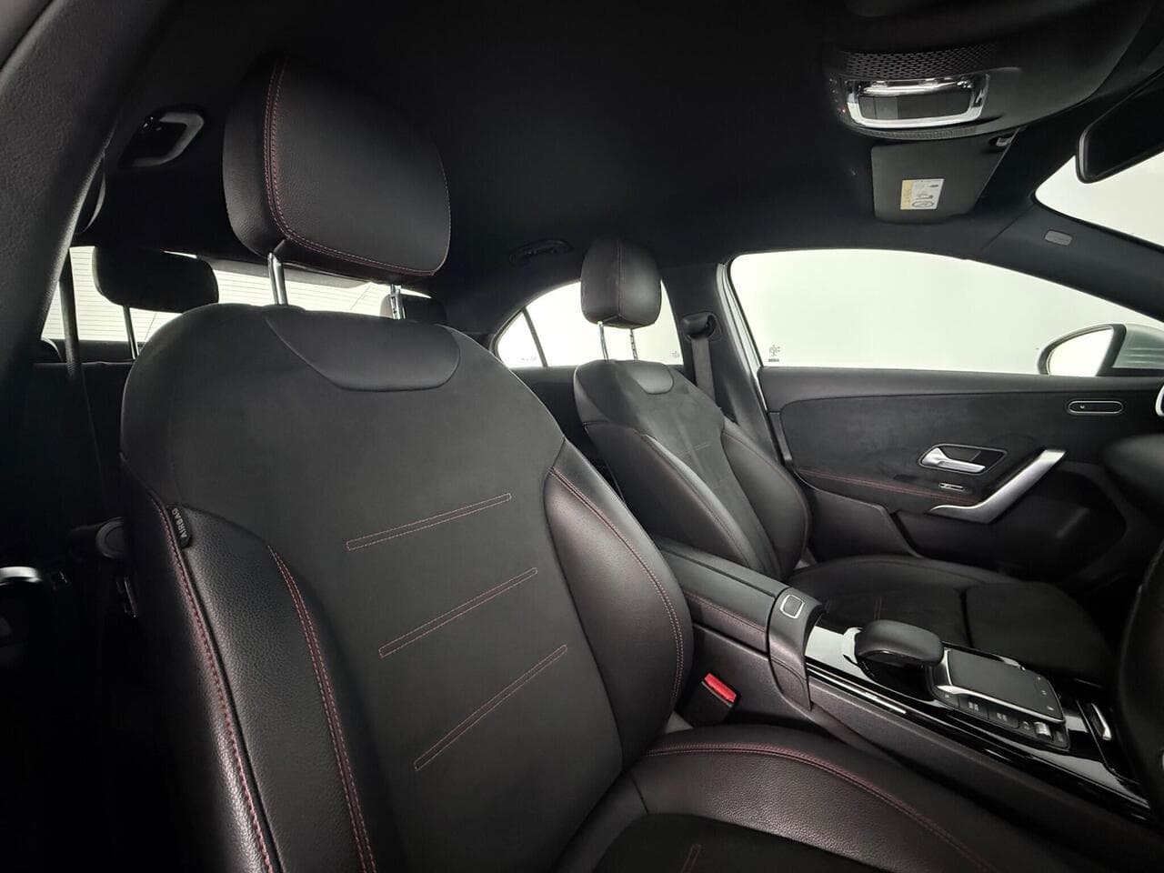Mercedes-Benz A Class thumbnail Seat Driver
