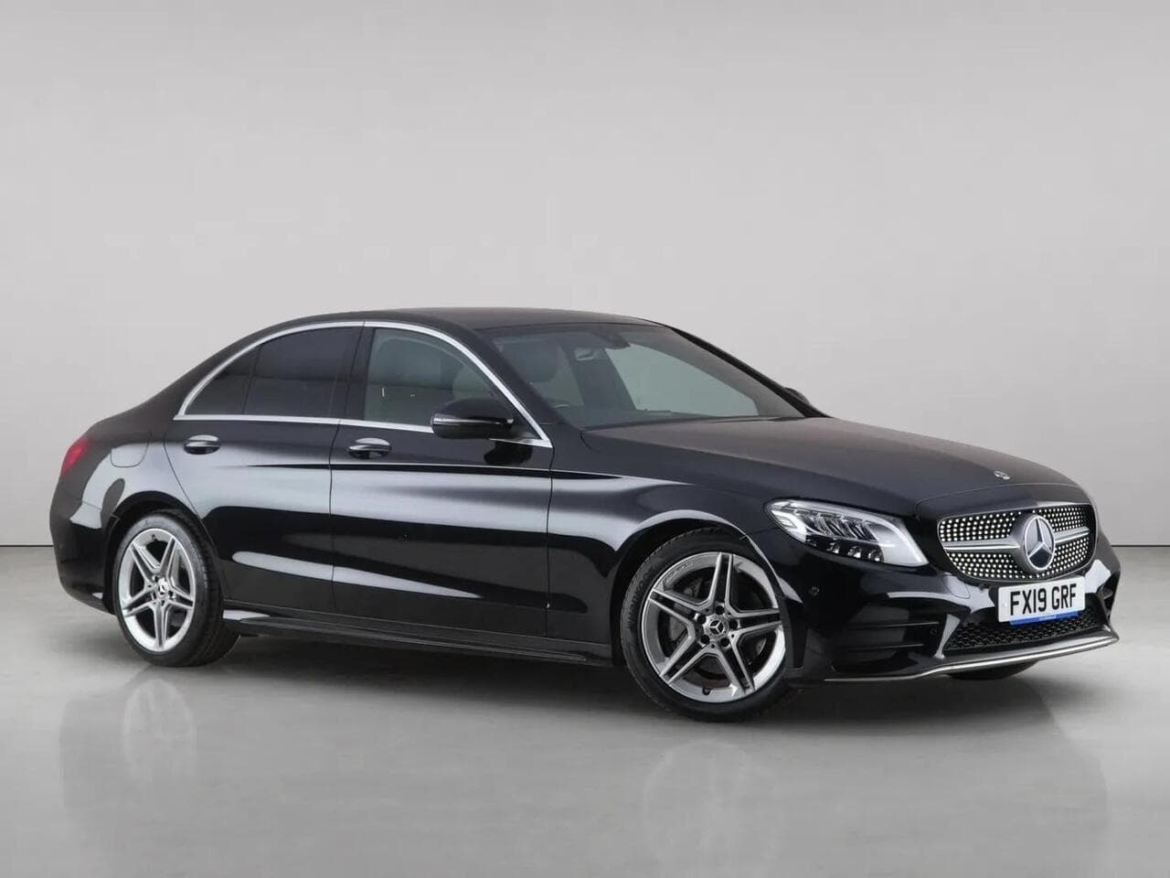 Mercedes-Benz C Class - Mercedes-Benz C Class 1.6 C200d AMG Line Euro 6 (s/s) 4dr