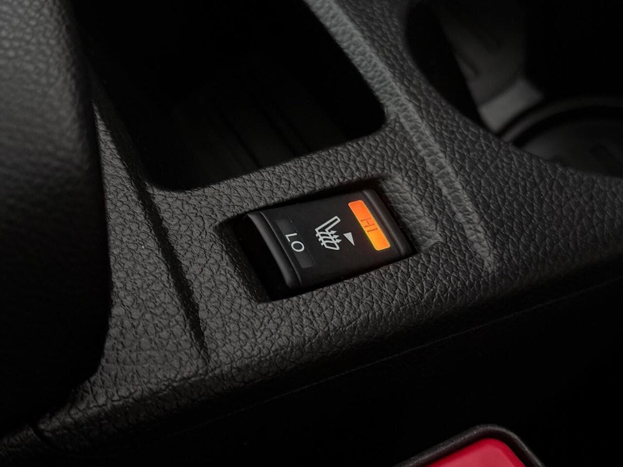 Nissan Qashqai thumbnail Misc Controls