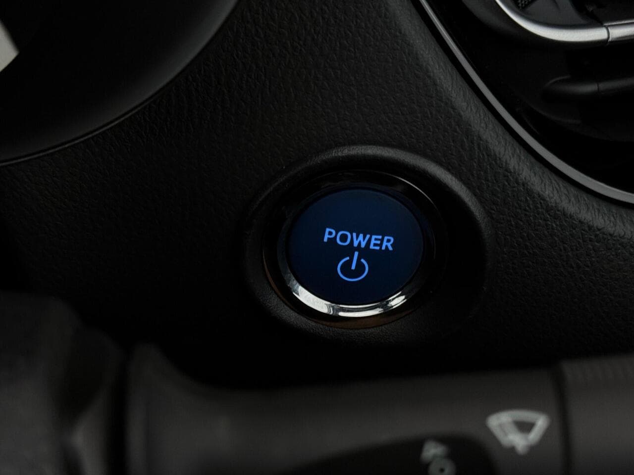 Toyota C-HR thumbnail Misc Controls