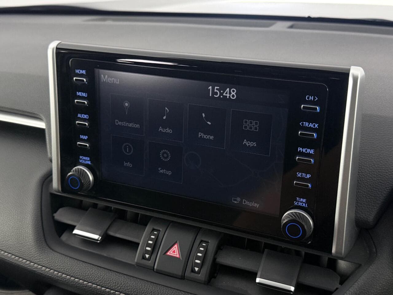 Toyota RAV4 thumbnail Infotainment System