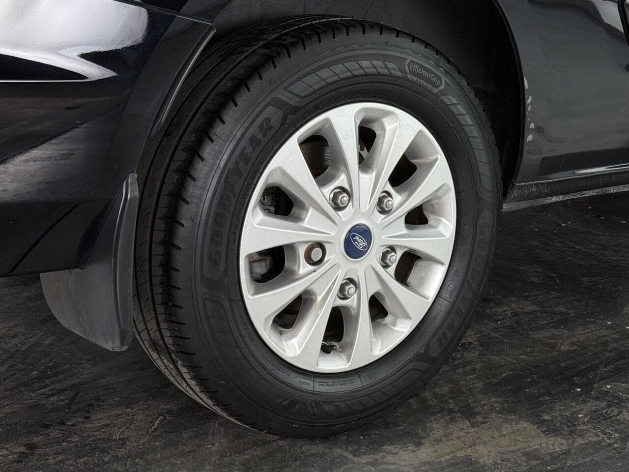 Ford Transit Custom thumbnail Wheel