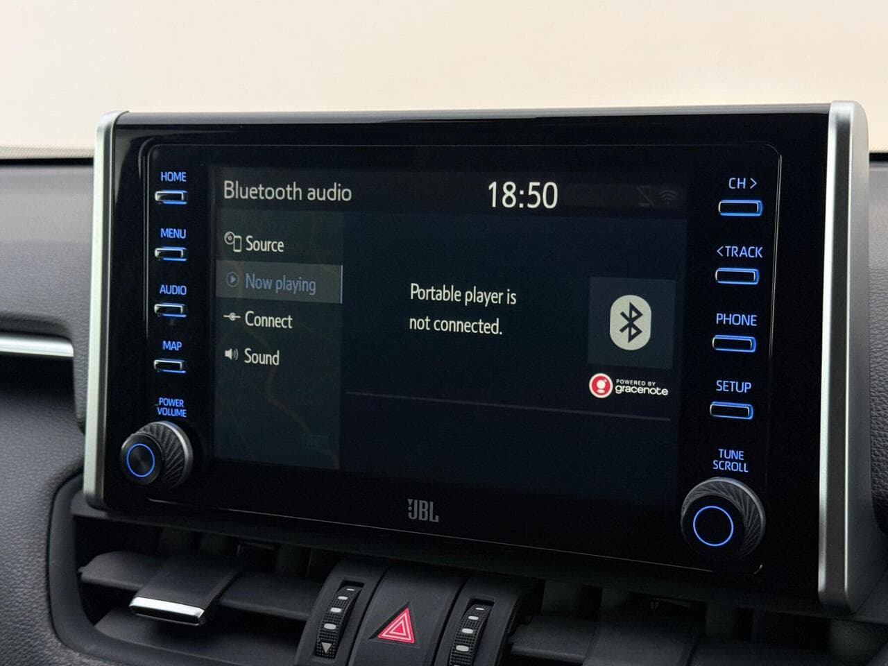 Toyota RAV4 thumbnail Infotainment System