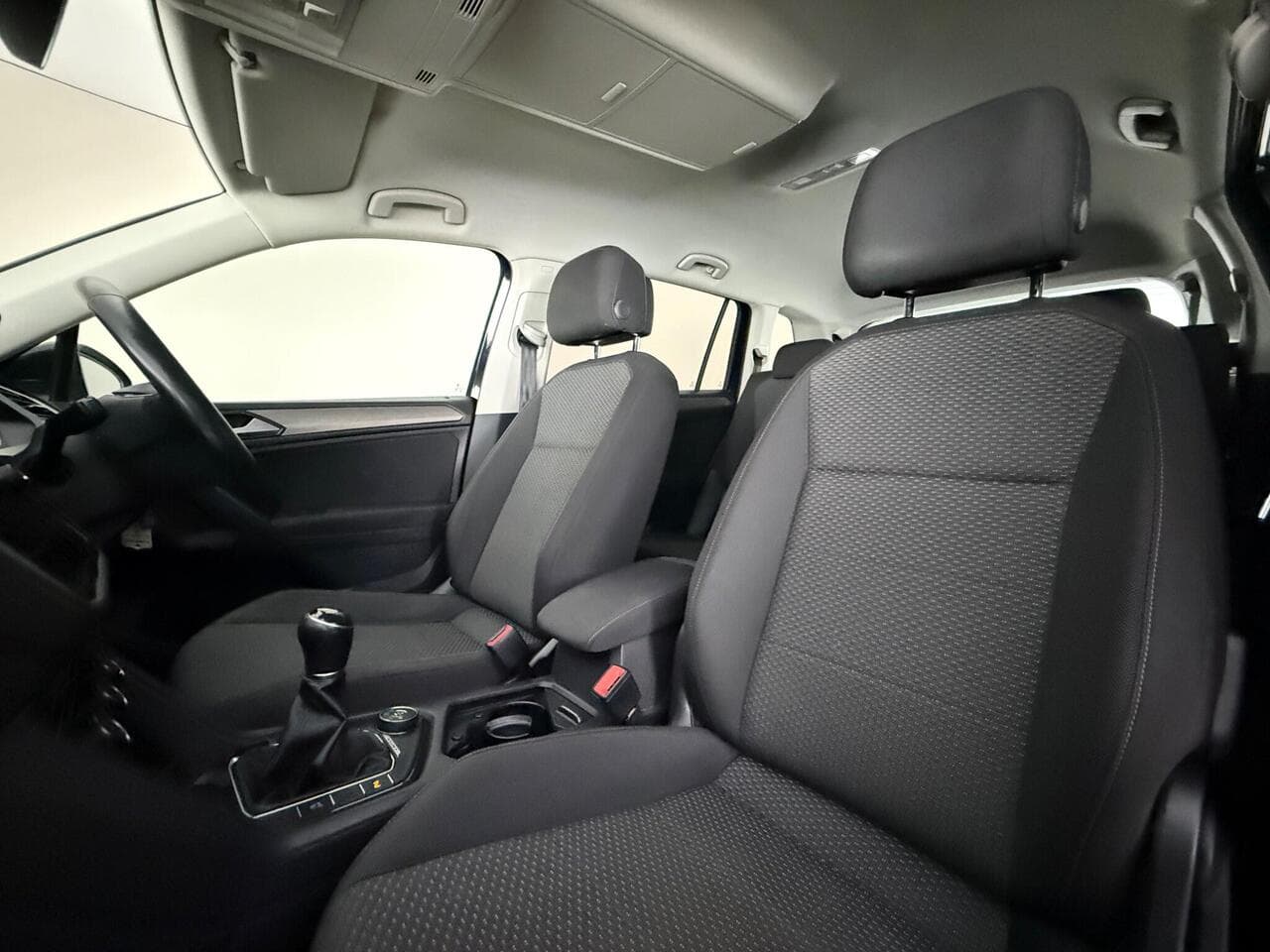 Volkswagen Tiguan Allspace thumbnail Seat Front Passenger