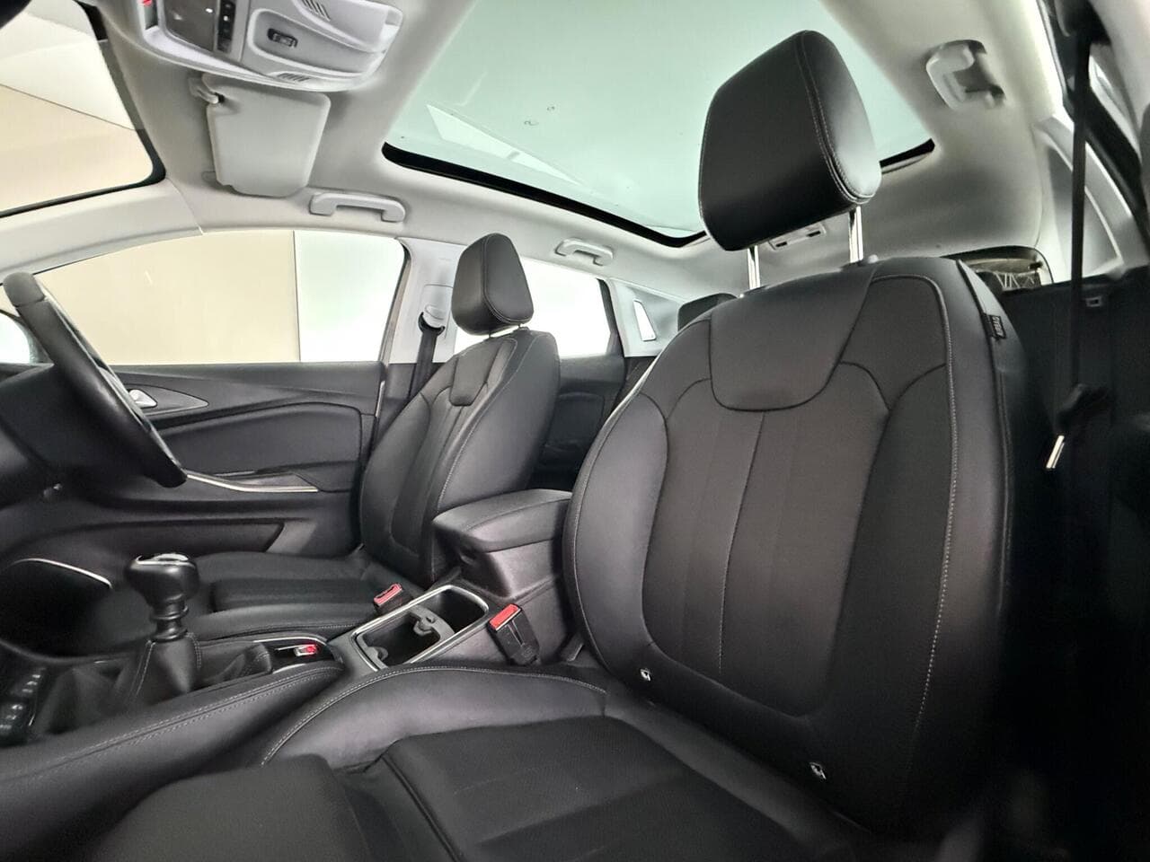 Vauxhall Grandland X thumbnail Seat Front Passenger