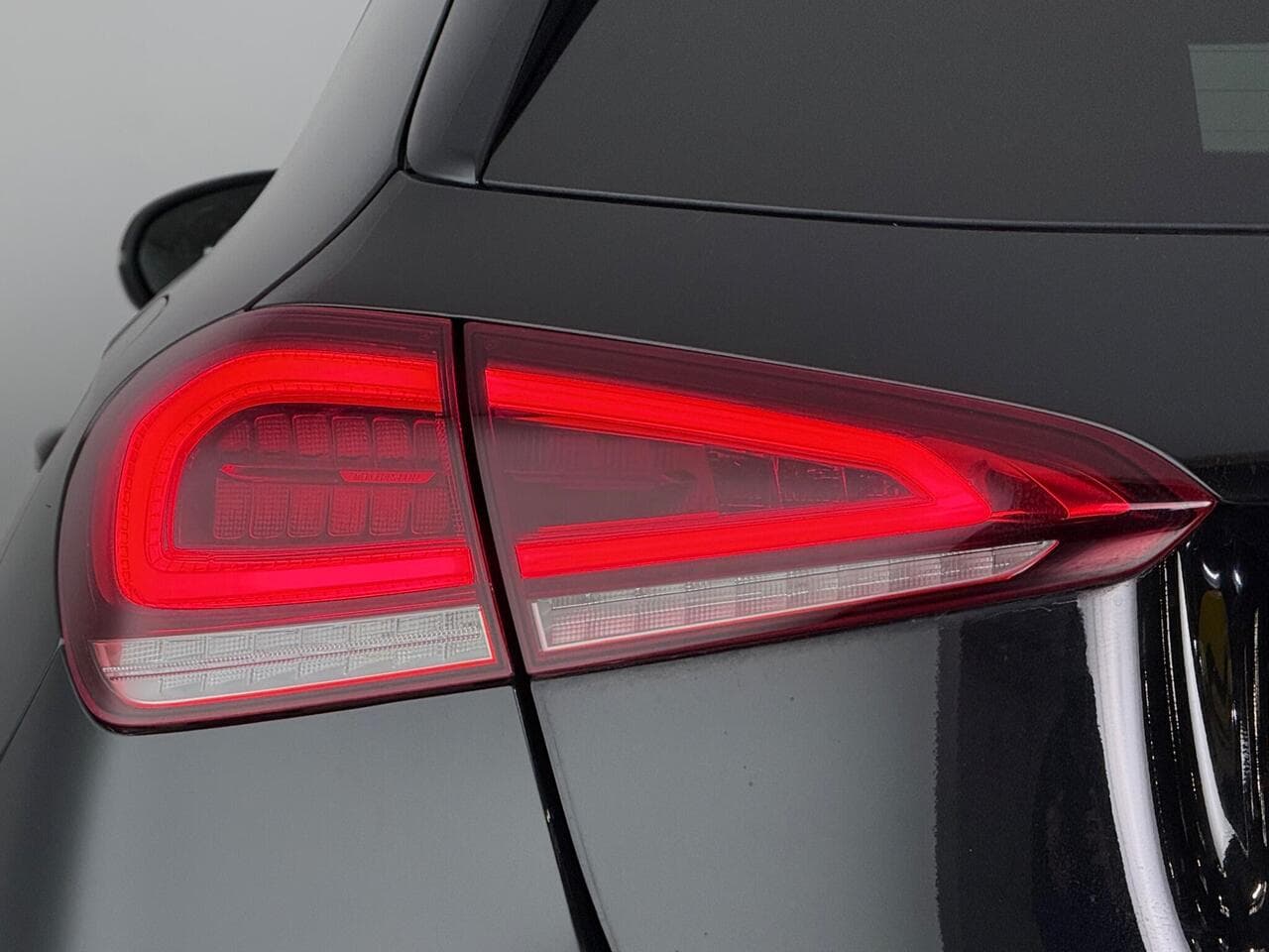 Mercedes-Benz A Class thumbnail Lights Rear