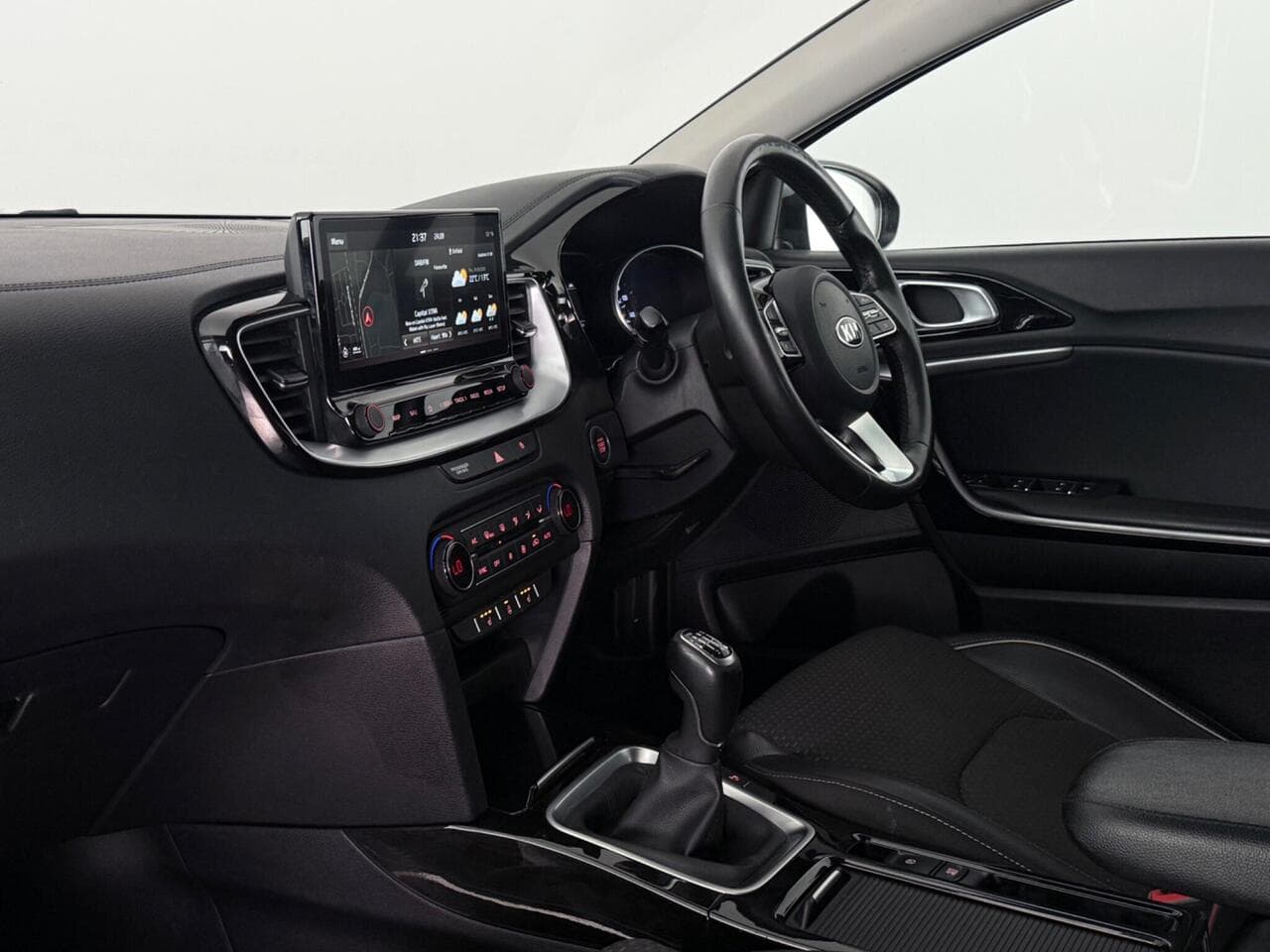 Kia XCeed thumbnail Interior Front