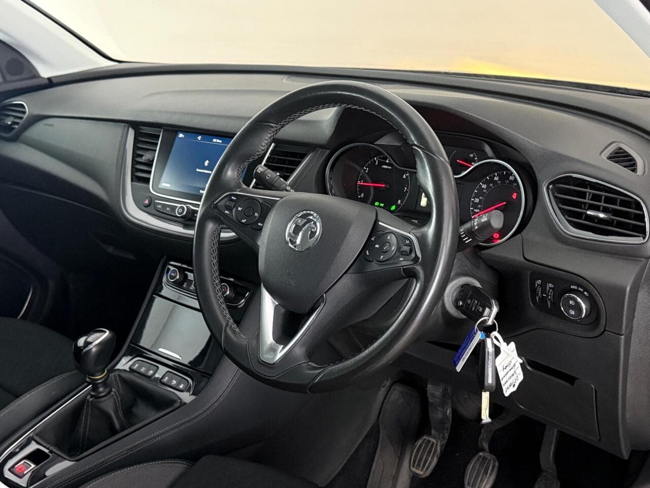 Vauxhall Grandland X thumbnail Interior Front