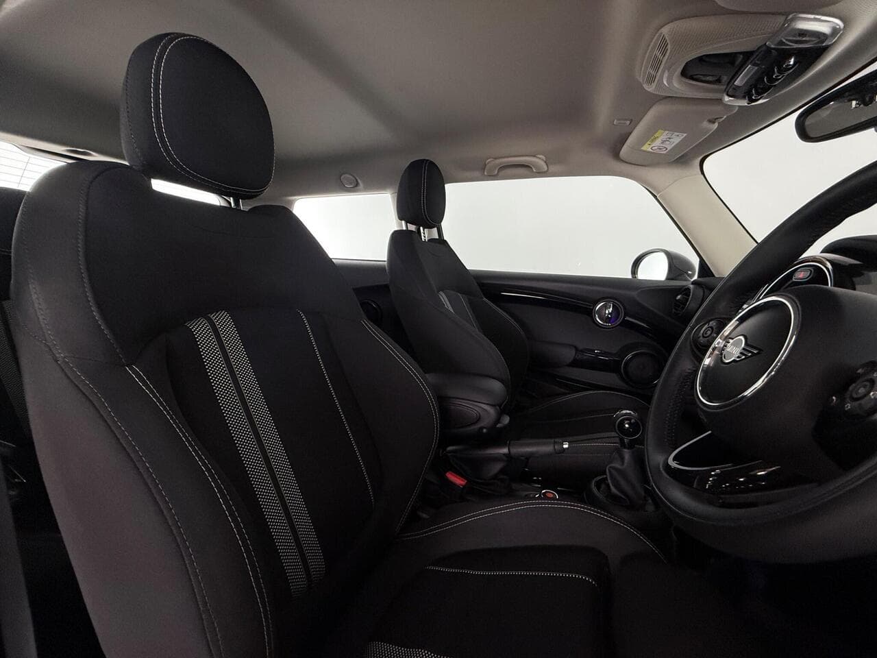 MINI Hatch thumbnail Seat Driver