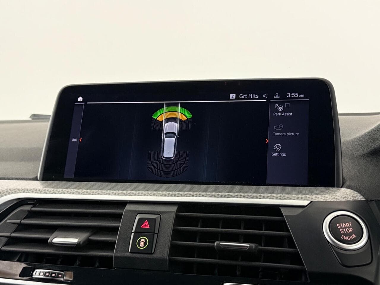 BMW X3 thumbnail Infotainment System
