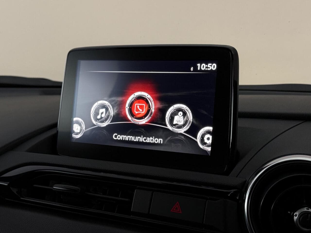 Mazda MX-5 thumbnail Infotainment System