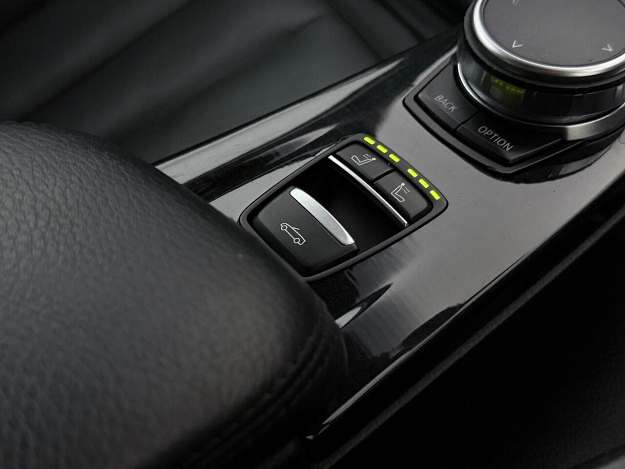BMW 4 Series thumbnail Misc Controls