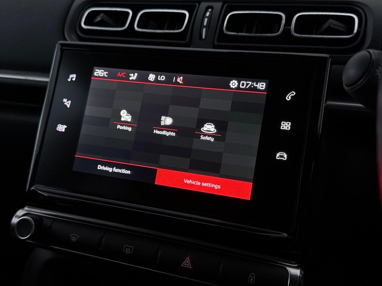 Citroen C3 thumbnail Infotainment System