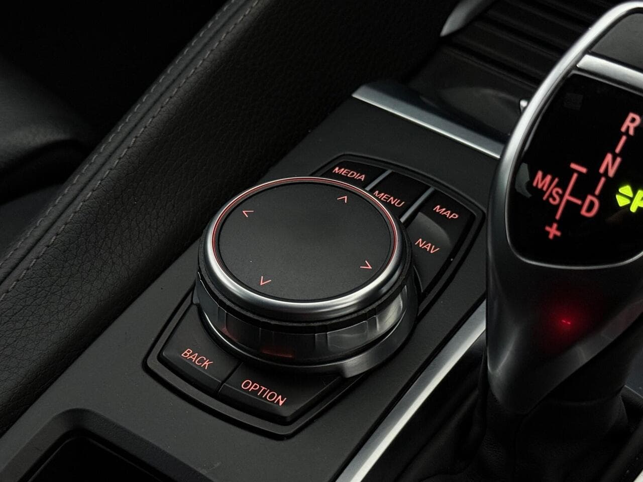 BMW X6 thumbnail Misc Controls