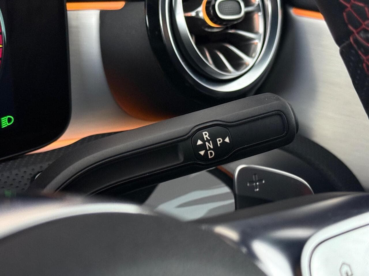 Mercedes-Benz CLA thumbnail Misc Controls