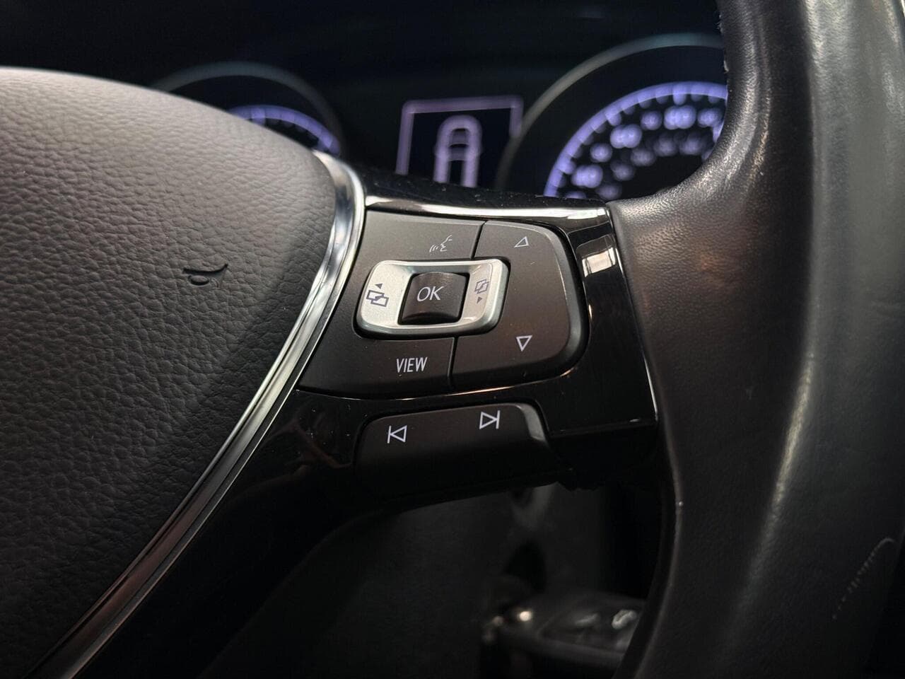 Volkswagen Golf thumbnail Misc Controls