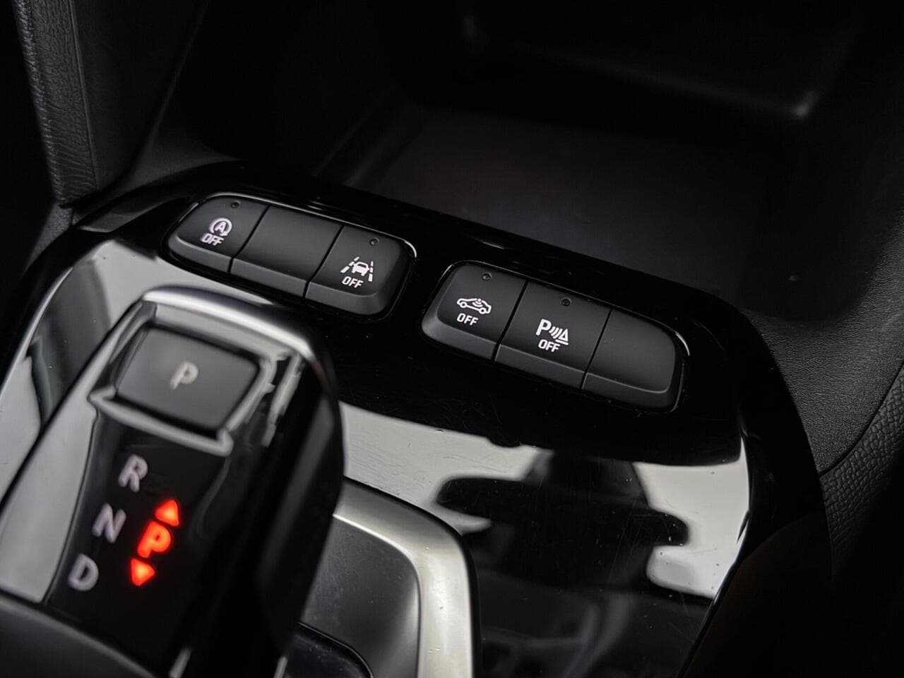 Vauxhall Corsa thumbnail Misc Controls