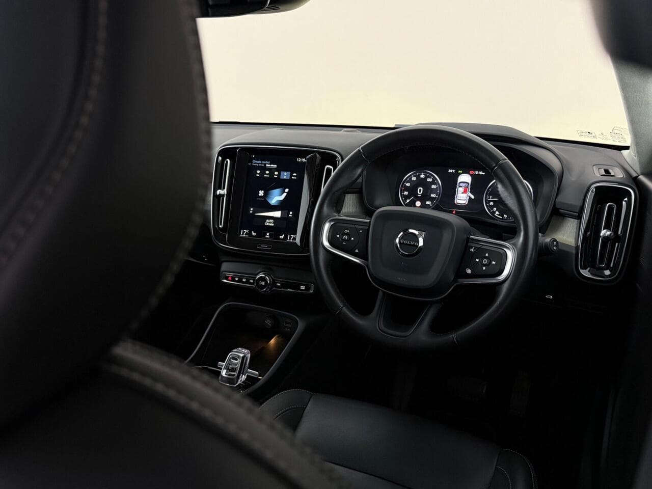 Volvo XC40 thumbnail Inconclusive