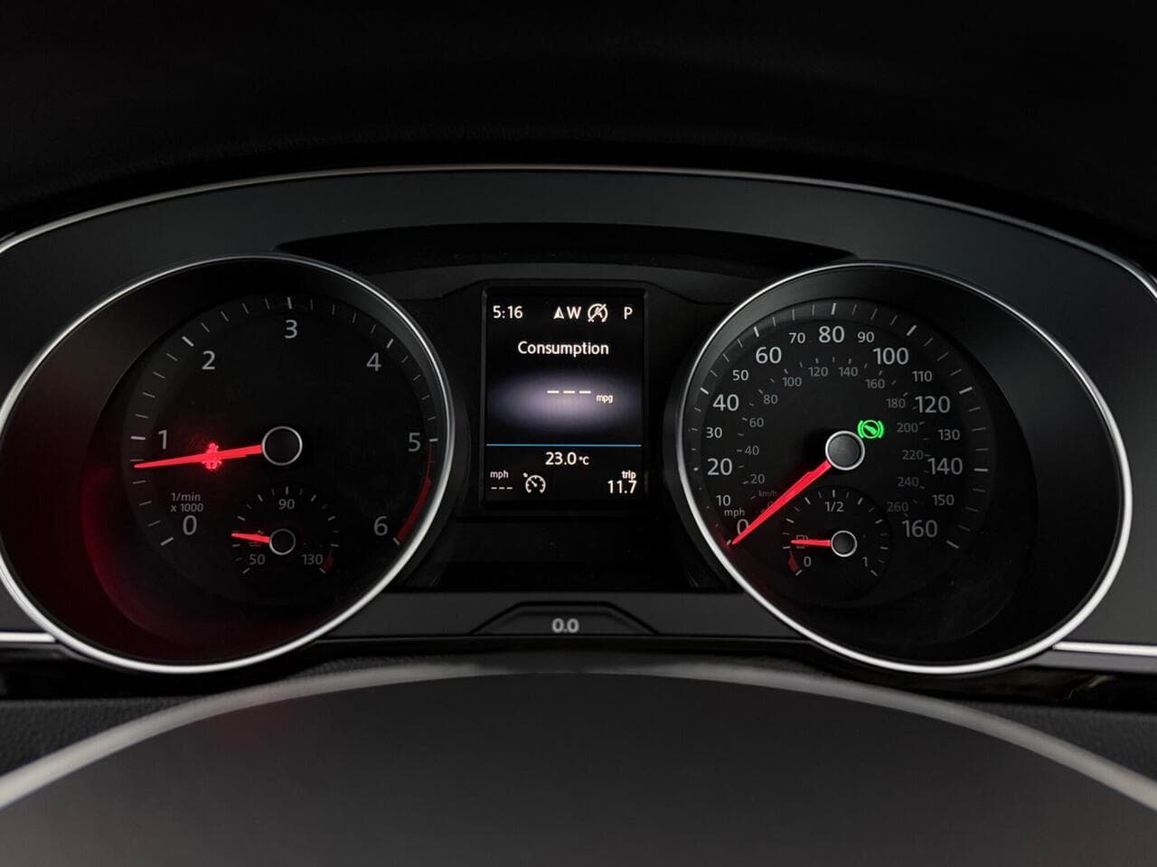 Volkswagen Passat thumbnail Driver Instruments
