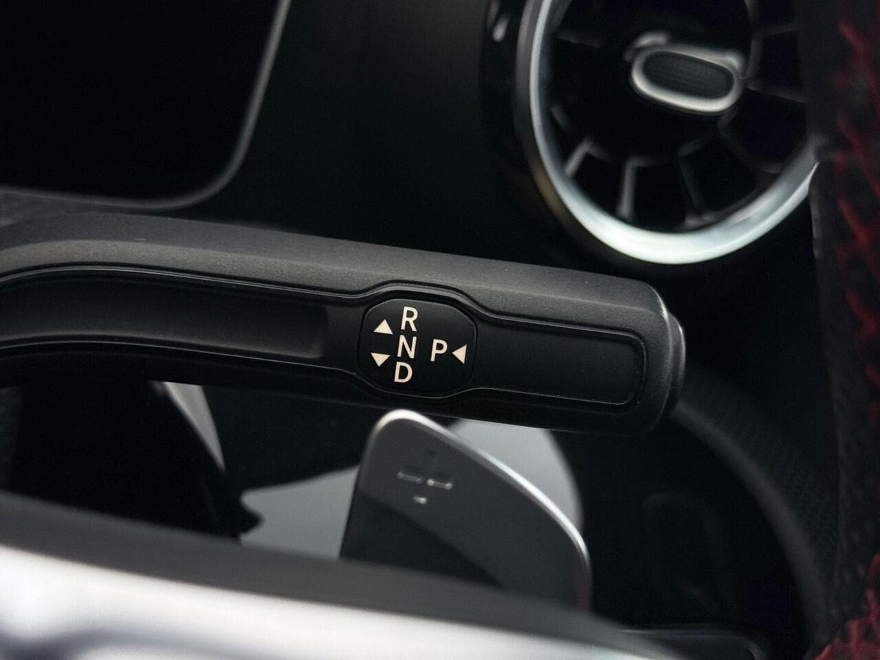 Mercedes-Benz A Class thumbnail Misc Controls