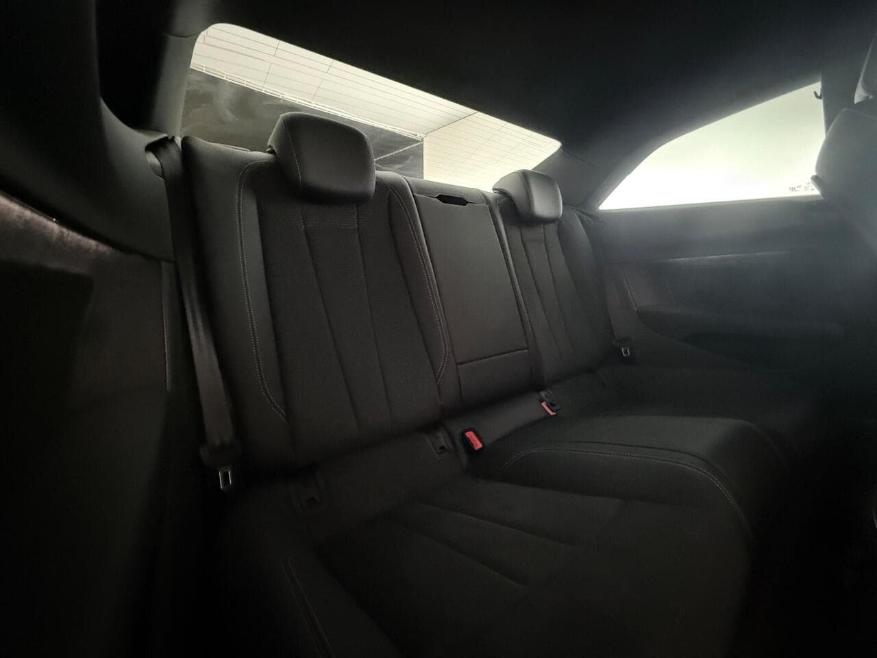 Audi A5 thumbnail Seats Rear