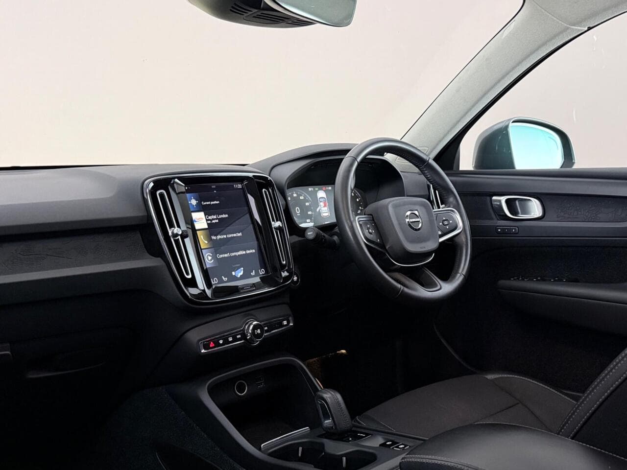 Volvo XC40 thumbnail Interior Front