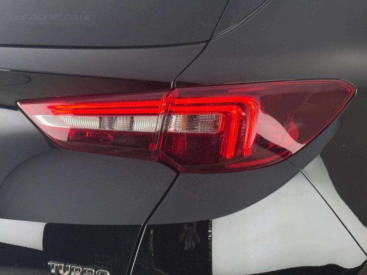 Vauxhall Grandland X thumbnail Lights Rear
