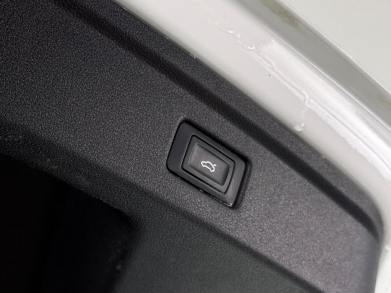 Audi A5 thumbnail Misc Controls