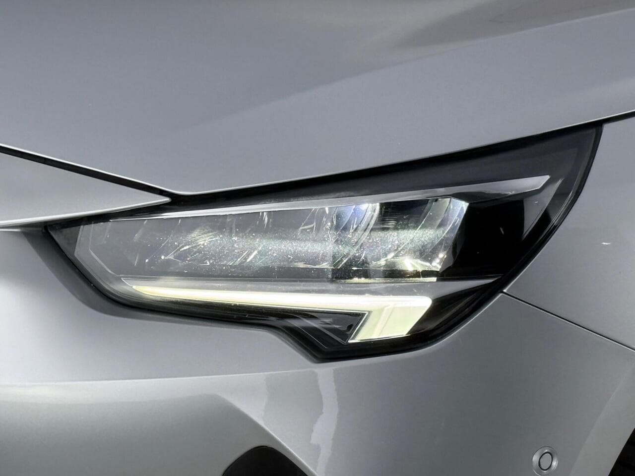 Vauxhall Corsa thumbnail Lights Front
