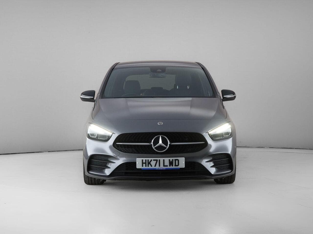 Mercedes-Benz B Class thumbnail Front