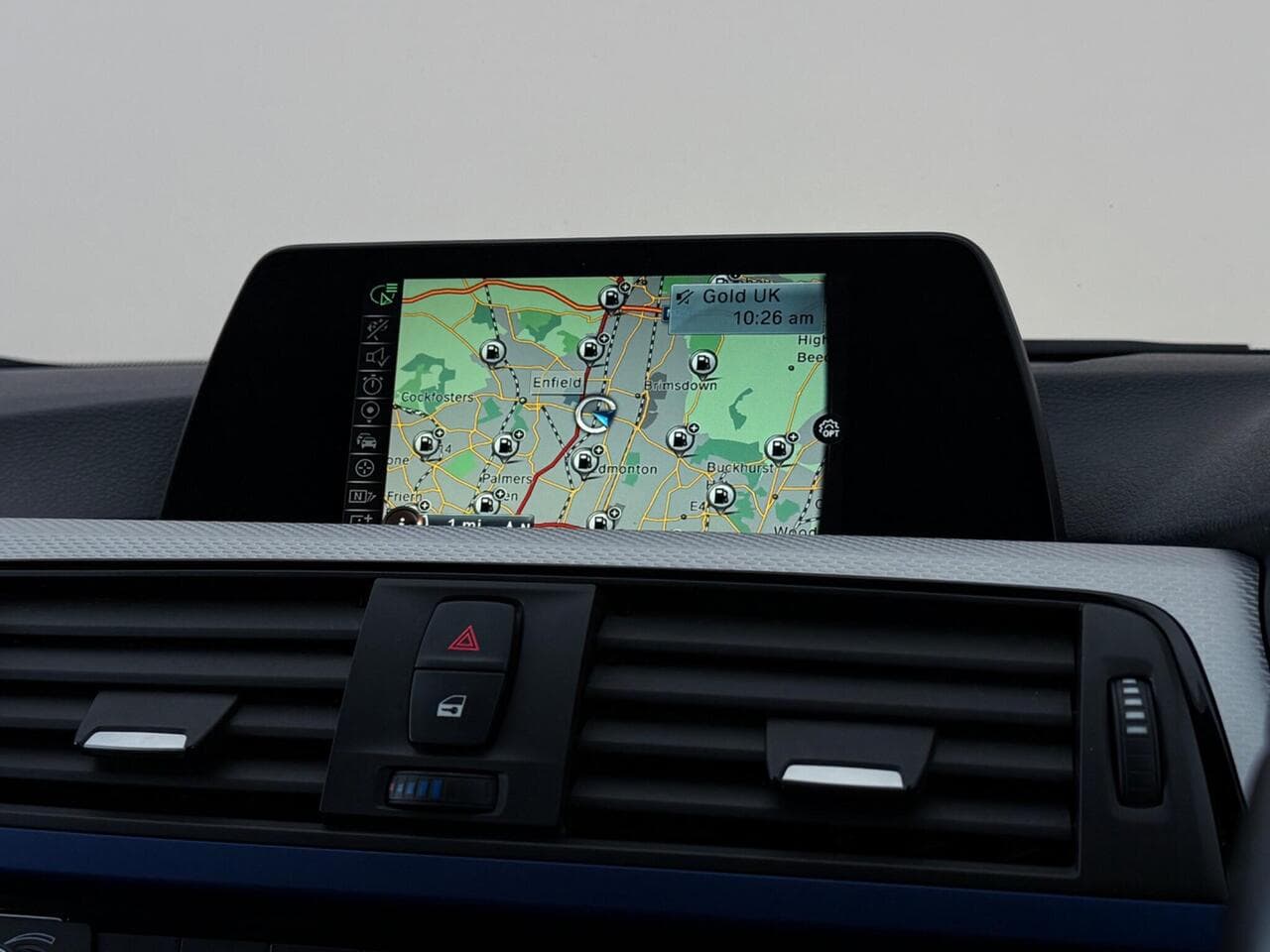 BMW 3 Series thumbnail Infotainment System