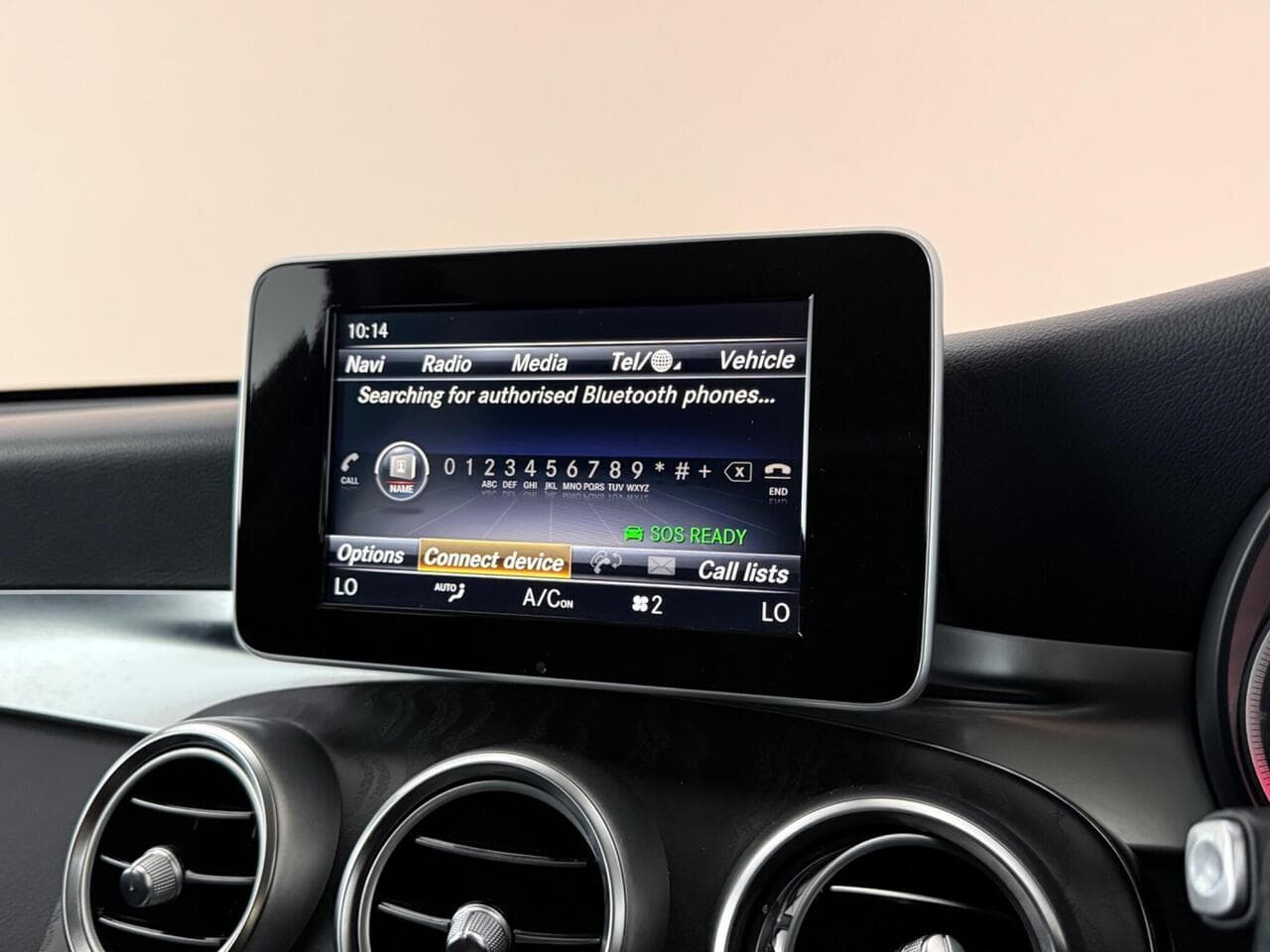 Mercedes-Benz GLC thumbnail Infotainment System