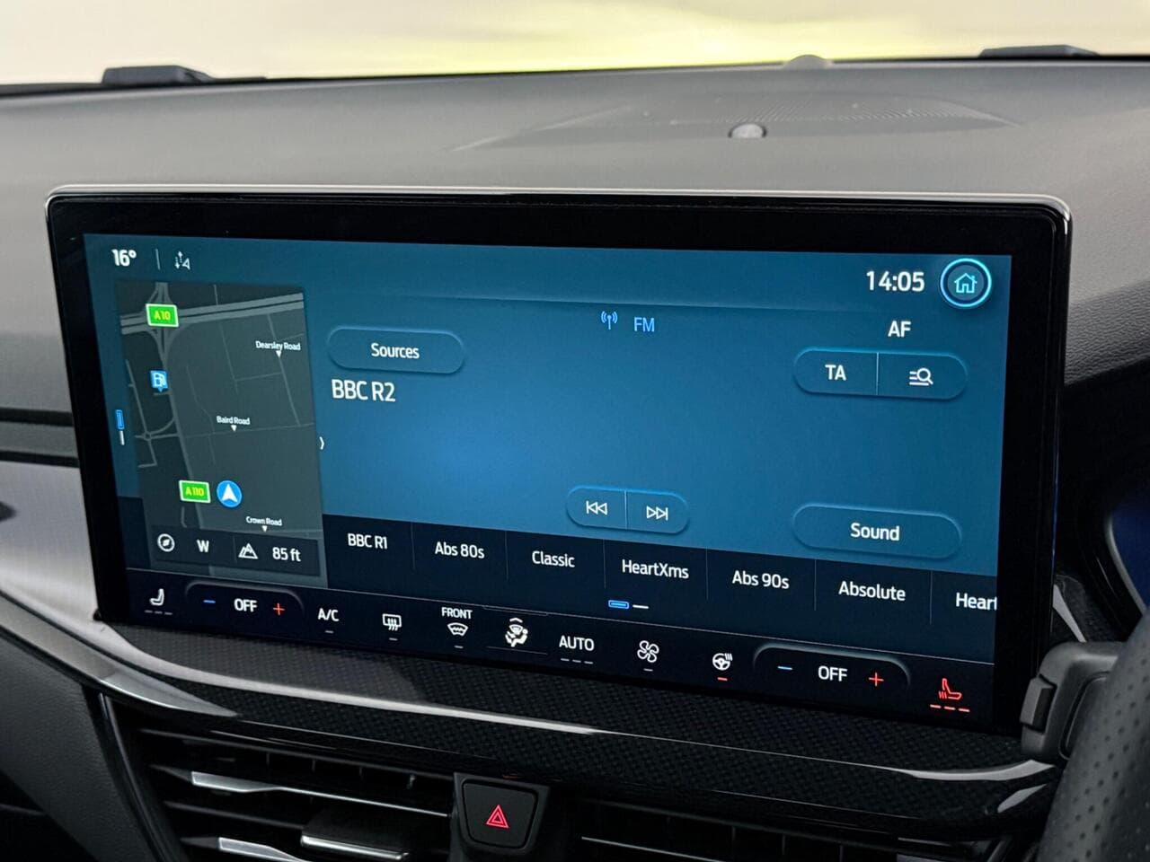 Ford Focus thumbnail Infotainment System