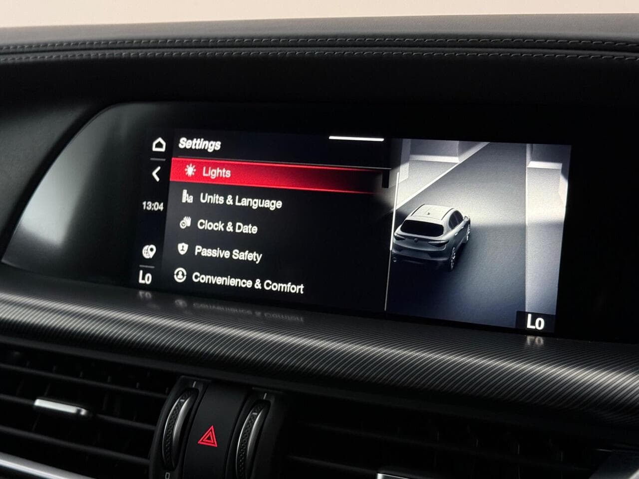 Alfa Romeo Stelvio thumbnail Infotainment System