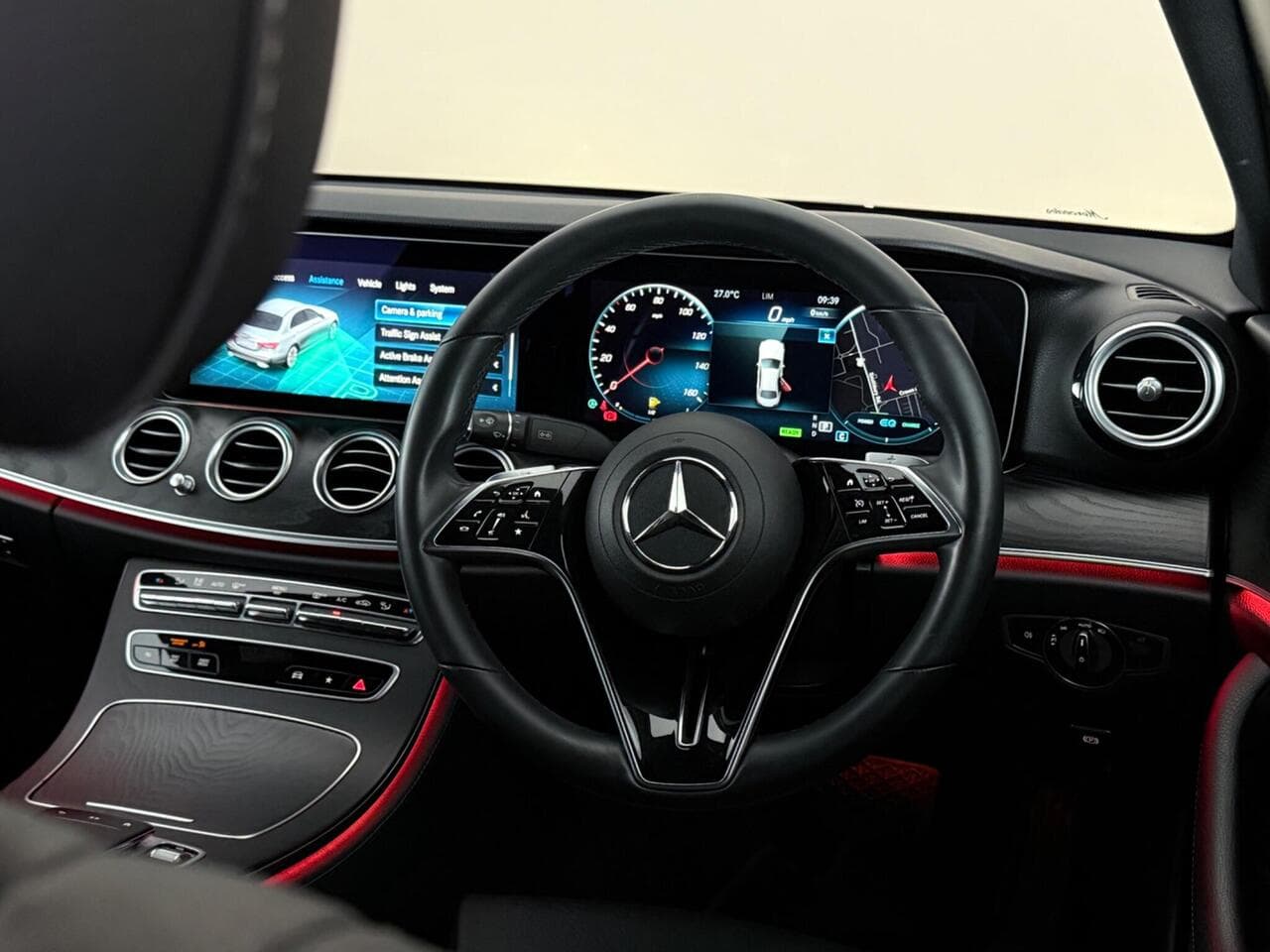 Mercedes-Benz E Class thumbnail Steering Wheel