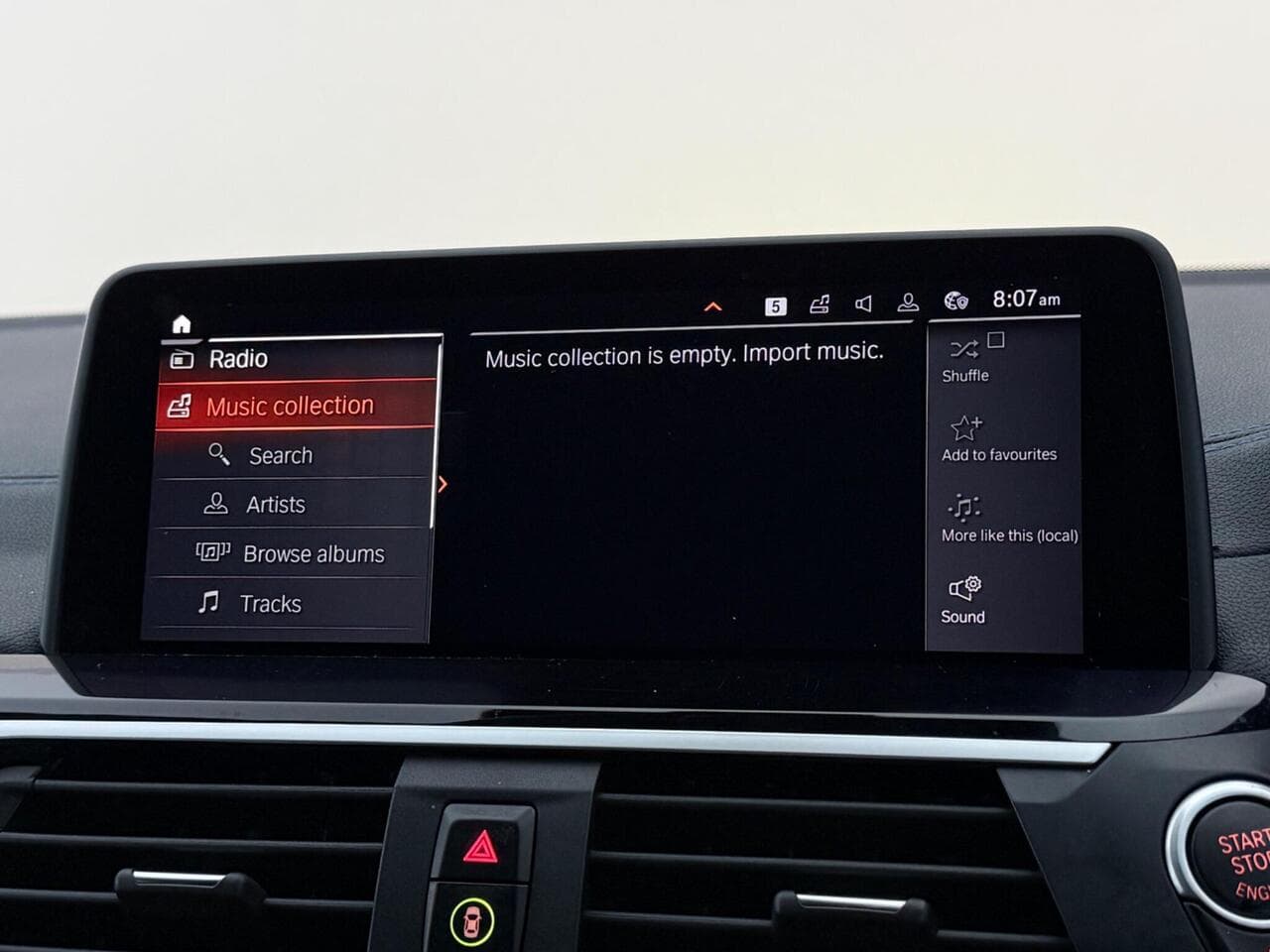 BMW X4 thumbnail Infotainment System
