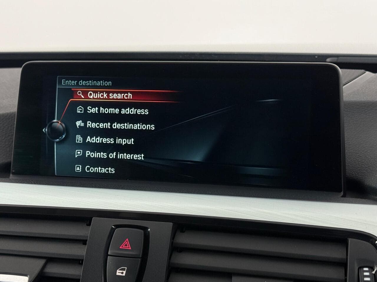 BMW 4 Series thumbnail Infotainment System