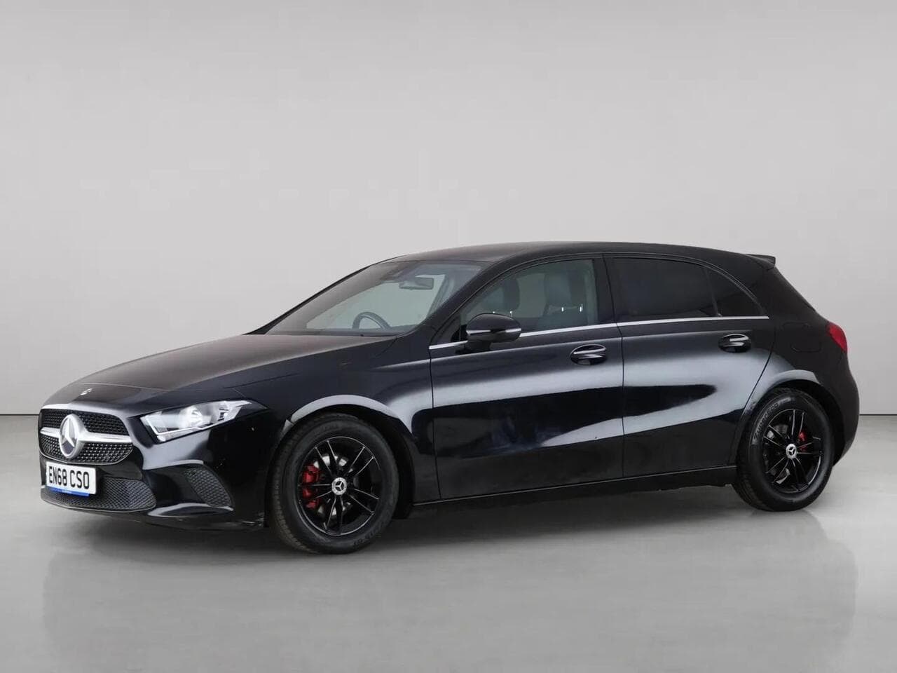 Mercedes-Benz A Class thumbnail Front Left